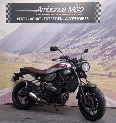 Yamaha xsr700