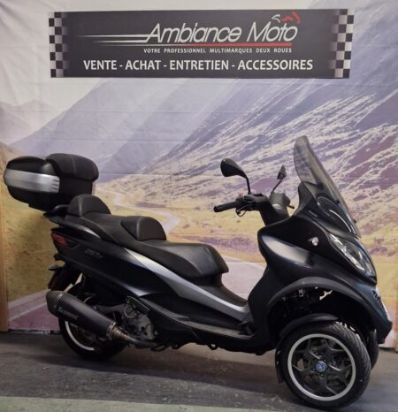 piaggio MP3 500