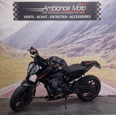 KTM 890 DUKE R
